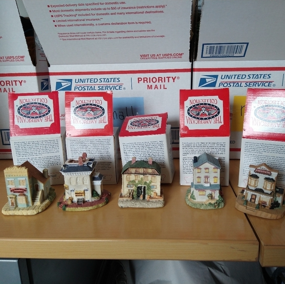 Americana Collection Liberty Falls Figurines